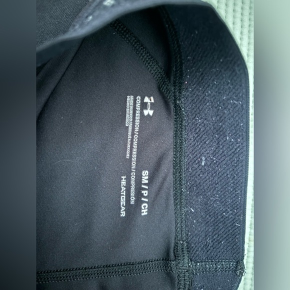 NIKE BUNDLE- Set of 3 Girls Nike T-shirt & spandex & under armour spandex - Picture 7 of 11